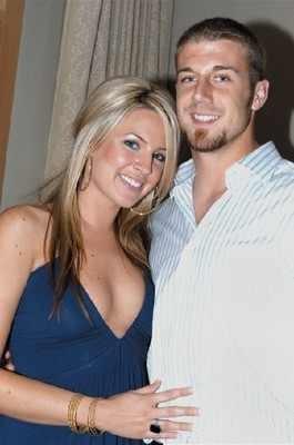 Alex Smith on X: "My wife Elizabeth Barry and me http://t.co/vzCRK5IT" / X