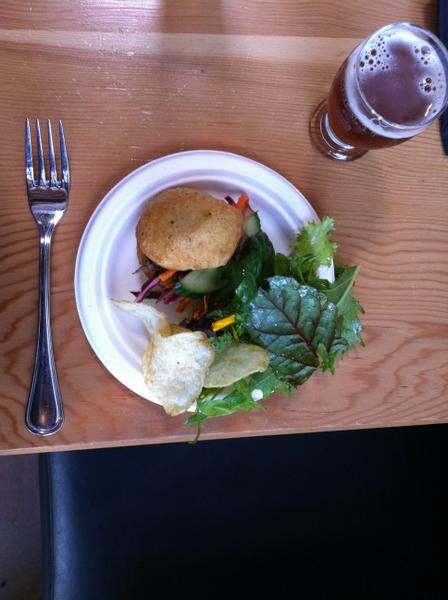 mmmmmade's tweet image. Weeping into my IPA. Bliss. #thissandwichthatbeer @Portland_Craft