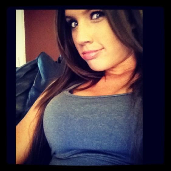 Katlinlindsay's tweet image. Yoo girl katlin 😏😏😏hi I'm werid #igotproblems