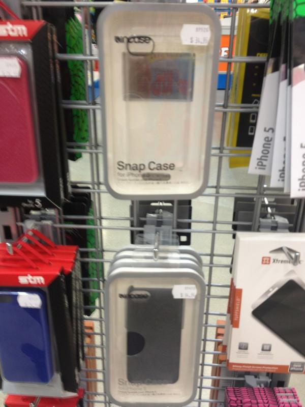 MikeS_JBaus's tweet photo. After a simple case for your #iPhone5 ?Try these Snap Cases from incase. @jbenex100 @JBHiFi http://t.co/vXs3VPAJ