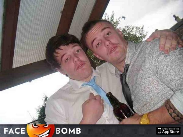 Duuuuuuge's tweet image. @ash10388 this is weird int it? Lol #SameHead