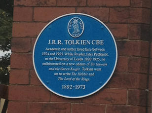 La Sociedad Tolkien coloca una placa en Leeds en memoria de Tolkien