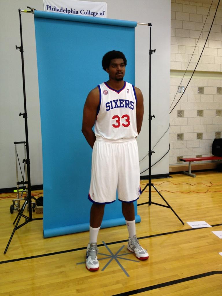 Andrew Bynum Unsigned Swingman Philadelphia 76ers