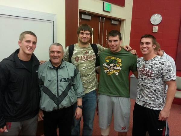 ItsTheFrkgFlu's tweet image. "@alcMichalek: #WalkOns #Rudy http://t.co/kI9FcdjQ"  #MenWithHeart.