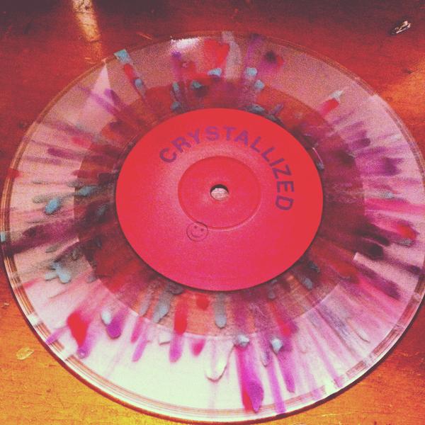 AndyMcRMIT's tweet photo. http://t.co/ssX1tbtG
Do want Magical Mystery Tour
+ my beautiful new 7" from Melody's Echo Chamber. 
#vinyl #netmed http://t.co/mmoWeOsh