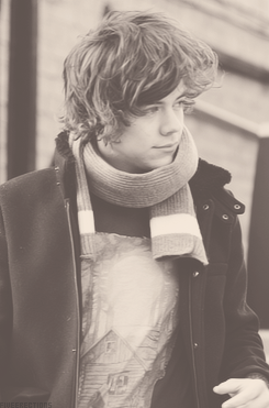 17blackstyIes's tweet photo. RT if you love Harry Edward Styles http://t.co/SPfj21h6