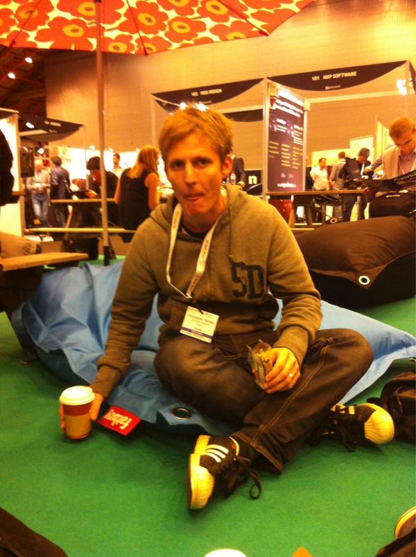 avivadev's tweet photo. Coffee and session planning #AppsWorld @chris_brooke http://t.co/JlInJgqj