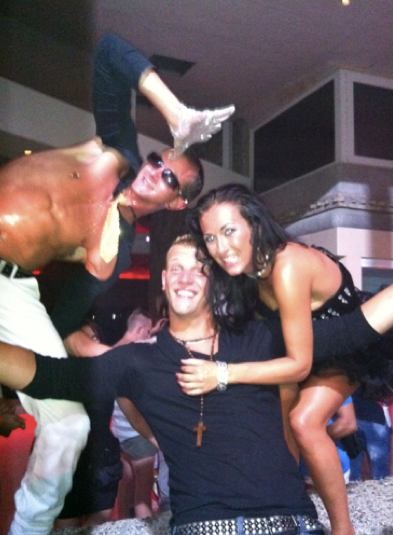 ChtisW9's tweet photo. Les Ch'tis sont motivééés ! Et vous ? #chtisw9 #W9 http://t.co/5BZEXZA2