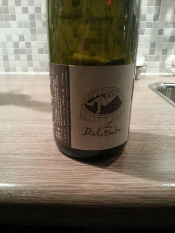 #nuinhetglas Een frisse witte wijn met veel toch veel diepgang: Cathérine et Pierre Breton Vouvray La Dilletante 2010