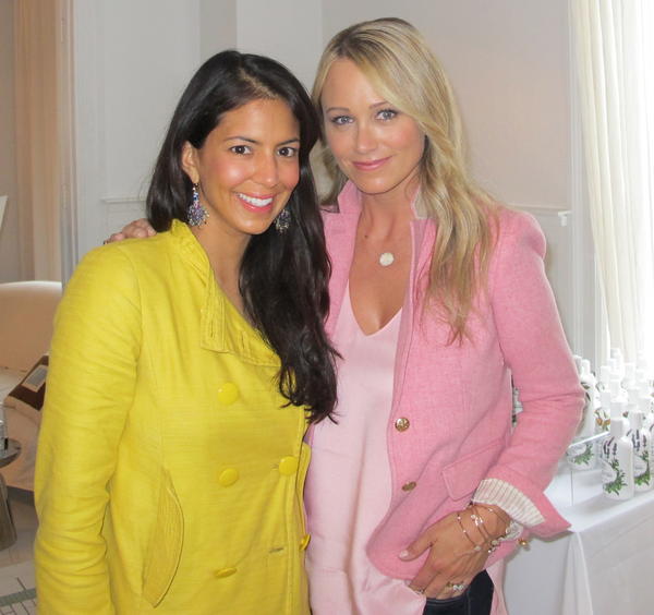 thefoodbabe's tweet photo. Celeb Christine Taylor Stiller BIG Supporter of @CARightToKnow @justlabelit #yesonprop37 #GMO @IRTnoGMOs @NaturesPath http://t.co/KKbo2HFS
