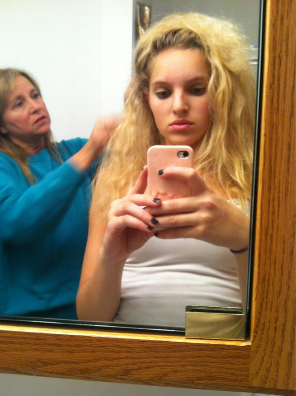nicole_spiller's tweet image. My mom has been brushing my hair for an hour and this is where we are... #greatprogress  #not #somuchpain