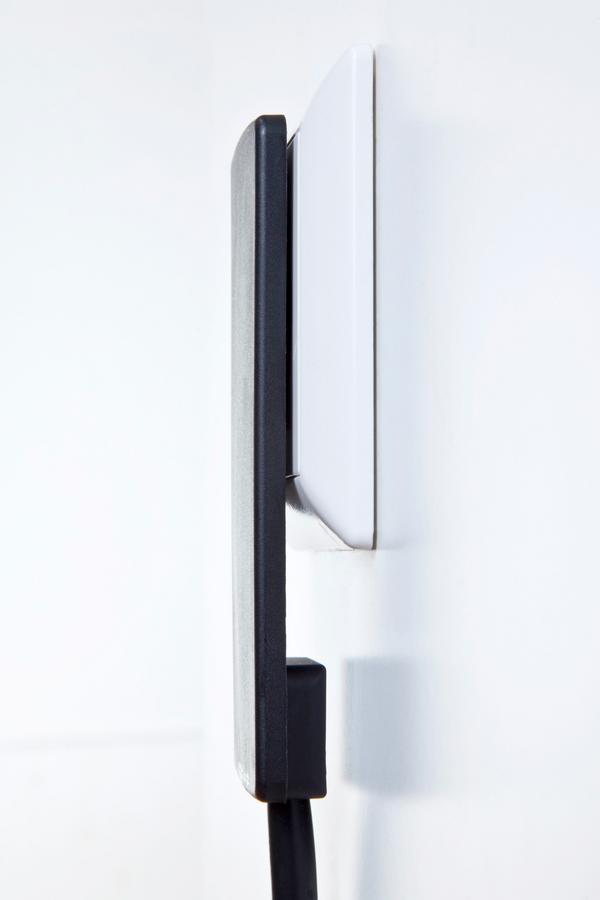 CnectStore's tweet image. Buy your EVOline® Plug at CnectStore. Extra-flat safety plug with a movable plug face.