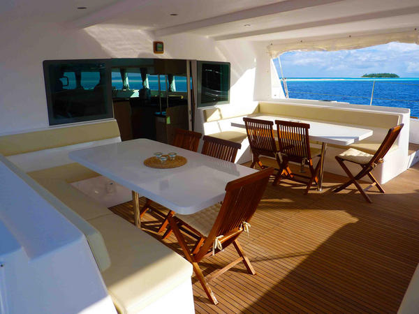 Catlante's tweet photo. 1090 € la croisière aux Grenadines au départ de la Martinique en Novembre et Décembre 2012 en all inclusive ! http://t.co/cJMC1gNU