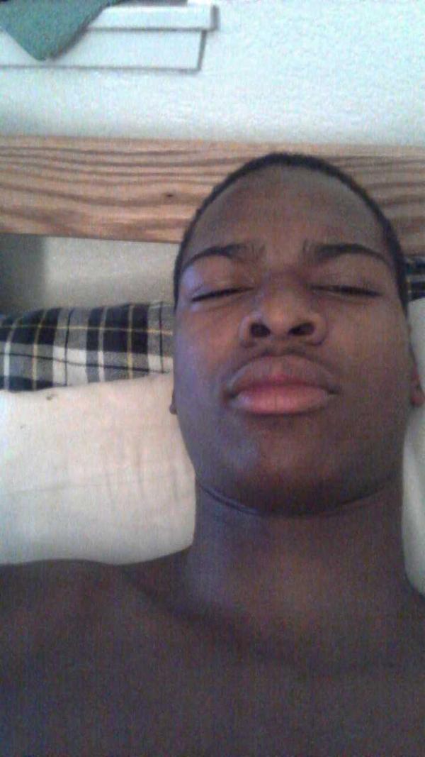 aronbigsexii's tweet image. What the fuck is wrong with me #notfunctioning