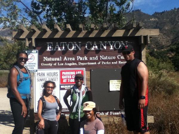 NadiaZebib's tweet photo. Fun hike with great friends http://t.co/47jsh1IK