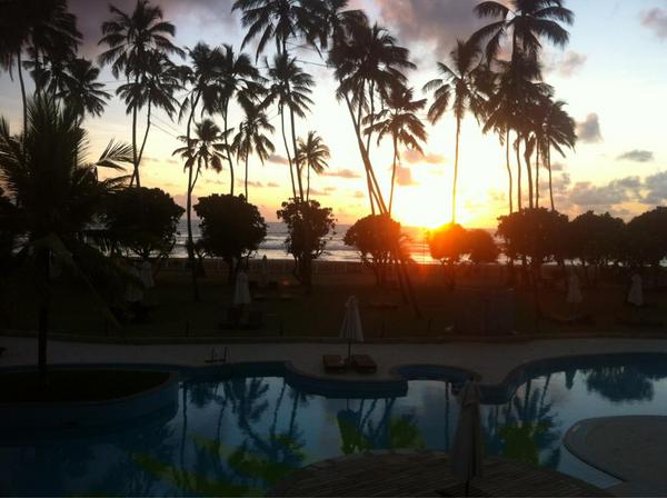 Cryptonexus81's tweet photo. "@AliZafarsays: Witnessing a beautiful sunset http://t.co/rorrLXsJ"