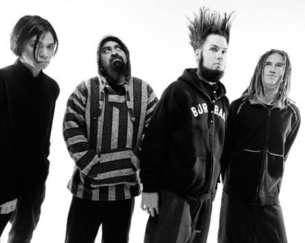 Static objects. Группа static-x. вокалист группы static x. статик икс солист. уэйн статик.