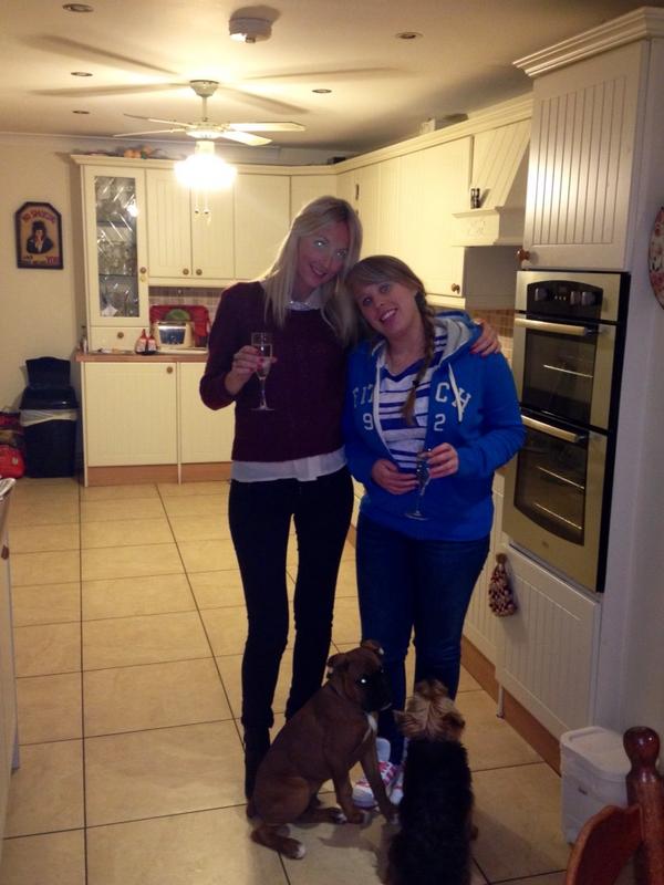 Aoife_Coyle's tweet image. @HayleyRobinsons Happy Prosecco Wednesday #alcos #dinner