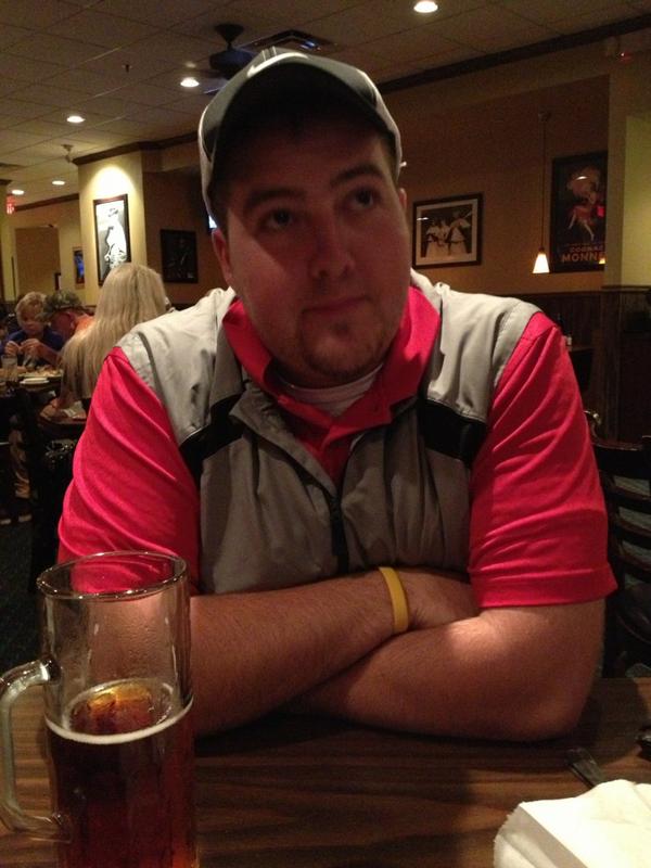 PitcherLexi's tweet image. Actin like a stud! #allgrownup #hethinks @SteffinB