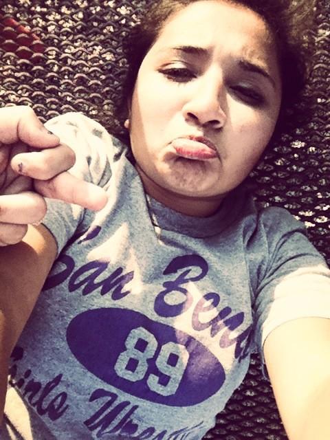 isabel_pebbles's tweet image. Nobody likes me -.-
#theyflipmeoff #whiletakingpictures #iwasbored #park #letmefuckingbe
