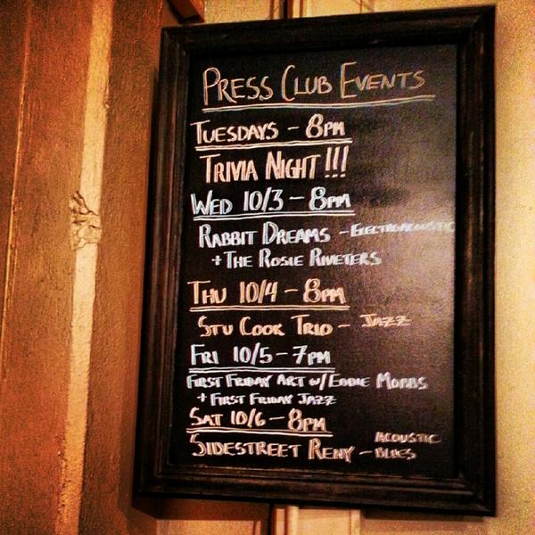 bessons_best's tweet image. Rabbit Dreams show! #mikeisawesome