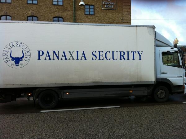 diffusecom's tweet image. Någon som har en kontakt här? Jag har en idé om varumärkesompositionering!