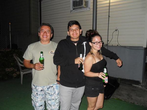 _9301322's tweet image. The two most loved men in my life #nothrowback