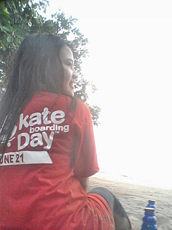 eniiesinuniie's tweet photo. 02 juli itu ... http://t.co/HYYSyp3w