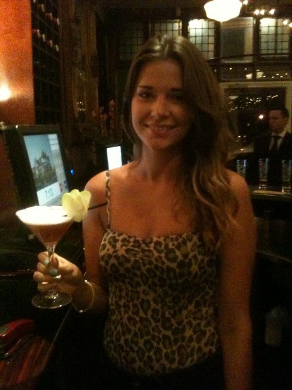 French martini's at the tavern girls! 5pm till late! 2 4 1 cocktails!