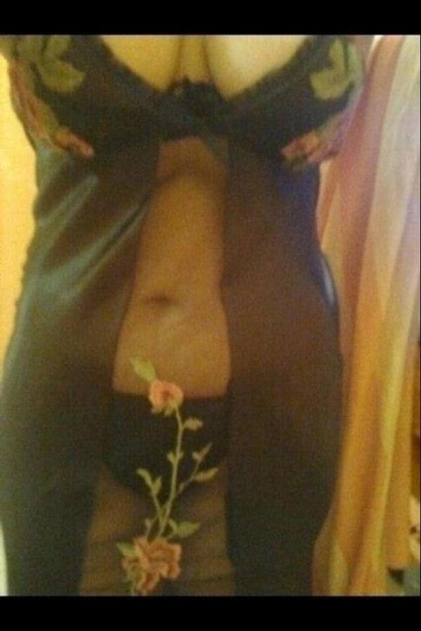 5nyyth's tweet photo. "@yauusa: قحبة جاهزة للنيك http://t.co/HwxB0zjc2N"اختي ايش رايكم كفو 👍 👍 👍