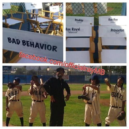 MBUpdate's tweet photo. MB playing baseball http://t.co/UQgJx6xx