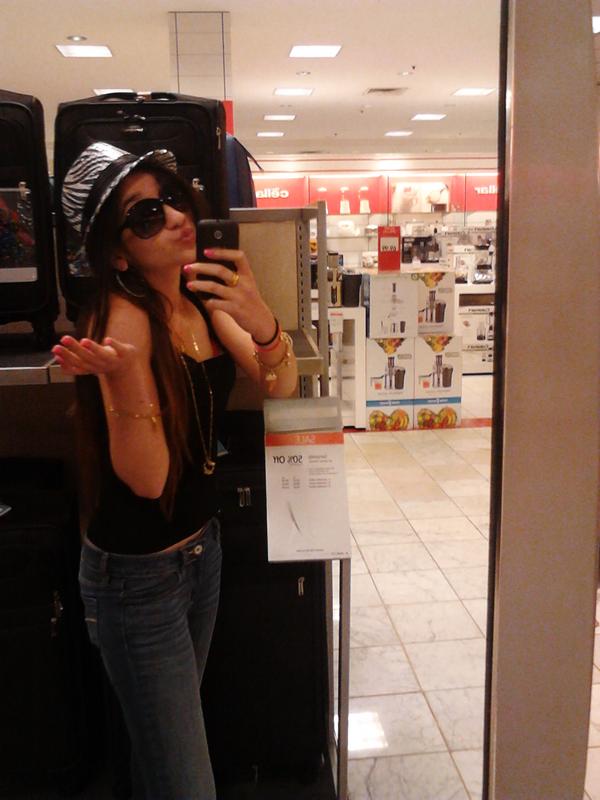 GabbyNicholas16's tweet photo. http://t.co/7PebYCrO