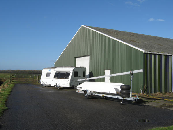 Vleesveebedrijf's tweet image. Op zoek naar #winterstalling voor uw caravan/camper of boot?
Dit kan ook bij #vleesveebedrijfkoops Eexterveen