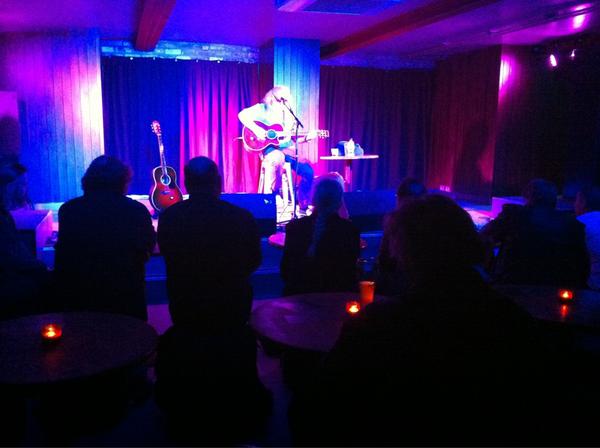 HiFiClubLeeds's tweet image. An intimate and compelling affair with #edgarbroughton acoustic never sounded so good!