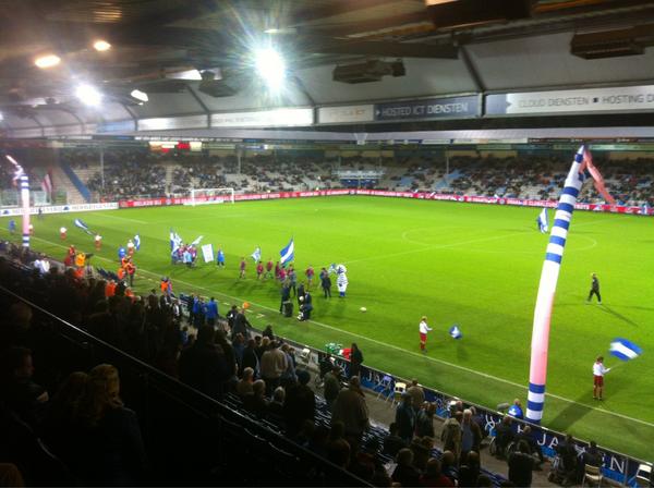 EricBonnes's tweet photo. #superboeren gaan los vanavond!
#graafschap op oorlogspad? http://t.co/oL0wful5