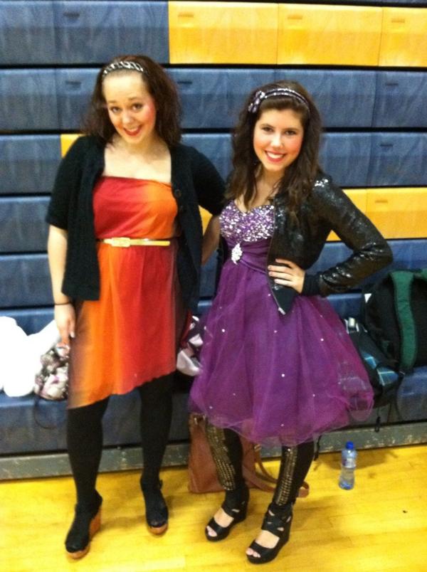 aleearae's tweet image. Senior skit #awesomeoutfits #cuties @SchultzBrittany