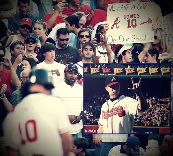 MLB's tweet photo. RT this to tip your cap to Chipper. http://t.co/CL9fWiCF