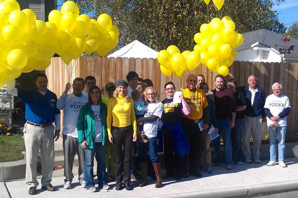 TeamYoder's tweet image. #TeamYoder at the Harvest Homecoming Festival in New Albany.