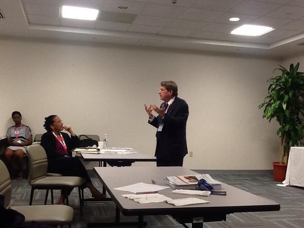 jflusvi's tweet photo. Dr. Lenard Lexier, USVI Behavioral Services "Mother's Influence on Children's Development" @armindamindy @Latin2Latin http://t.co/CVNyXGOx