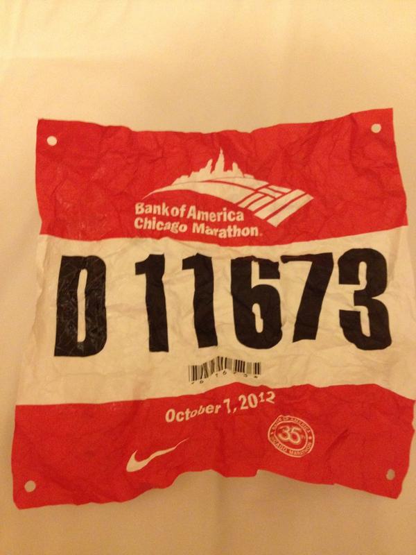 Pray_Run_Eat's tweet image. Going @ryanhall3 style tmrw with the crinkled race bib #inspiration #runningwithjoy #ownchicago