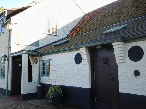 Marco Pierre White (@mpwgroup) on Twitter photo RT <a href="/belljl2/">Jackie Bell</a>: Friendly staff, prompt service and really good beer battered haddock & chips <a href="/thelifeboatinn/">MPW's Lifeboat Inn</a> RT <a href="/belljl2/">Jackie Bell</a>: Friendly staff, prompt service and really good beer battered haddock & chips <a href="/thelifeboatinn/">MPW's Lifeboat Inn</a>