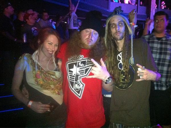 meandyno's tweet photo. Thanks for the pic main, u made a new fan,out mygirl, c u@ HOB, missed ur set last night, I live in SD, c u 2night http://t.co/ItsSJILu