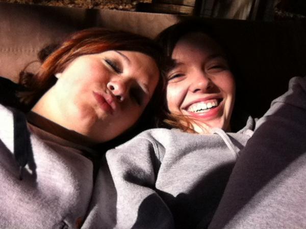 #TweetAPhotoThatDescibesYourFriendship @gabbbbsterrr__