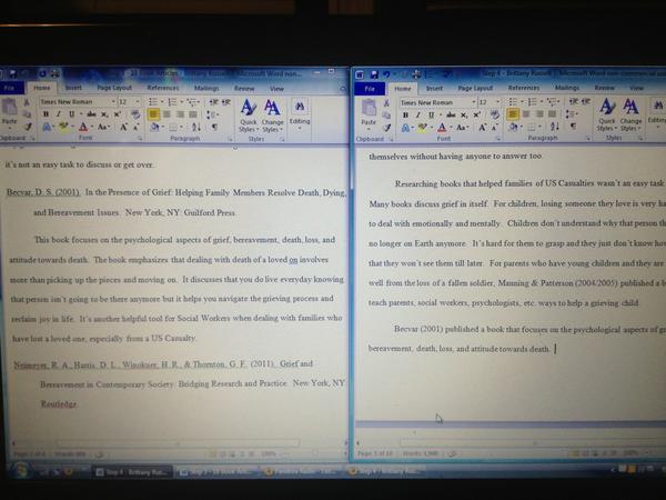 britty_boo14's tweet image. Multitasking at its best. #TwoPapers #Pandora #Emails #CollegeProbz