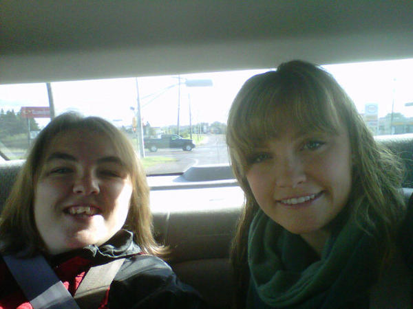 AllieHopeMac's tweet image. Go @bellacorbeeil Go!!! On our way to cheer you on! Xxo #anothergoal??