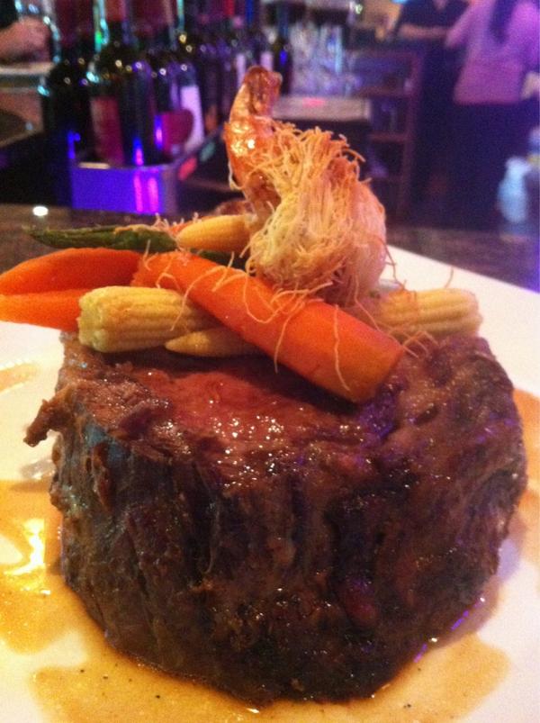 ALWadi_Boston's tweet photo. Prime rib w shrimp rapped with shredded phylo dough http://t.co/4sV5c0MW