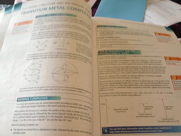 ItsNaaadine's tweet image. Eh fit? #hatetransitionmetalcomplexes #toocomplex #life #advancedhigherchemistry #toomanyhashtags