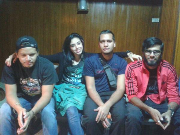 Sabado de ensayo y de BUENAS NOTICIAS...Lo que se viene es ROCK!!! \m/