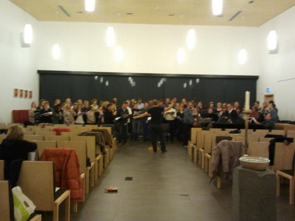 Filharmonian's tweet photo. Rehersal! http://t.co/PO6RCk82