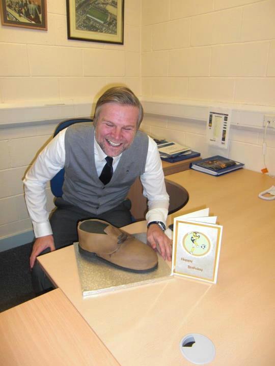 Steven Pressley love brown shoes